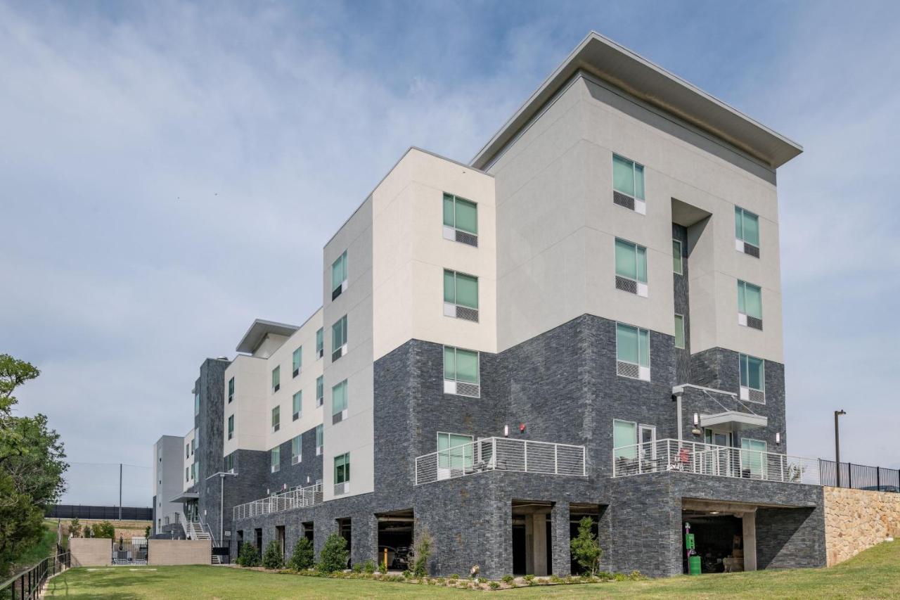 Towneplace By Marriott Dallas